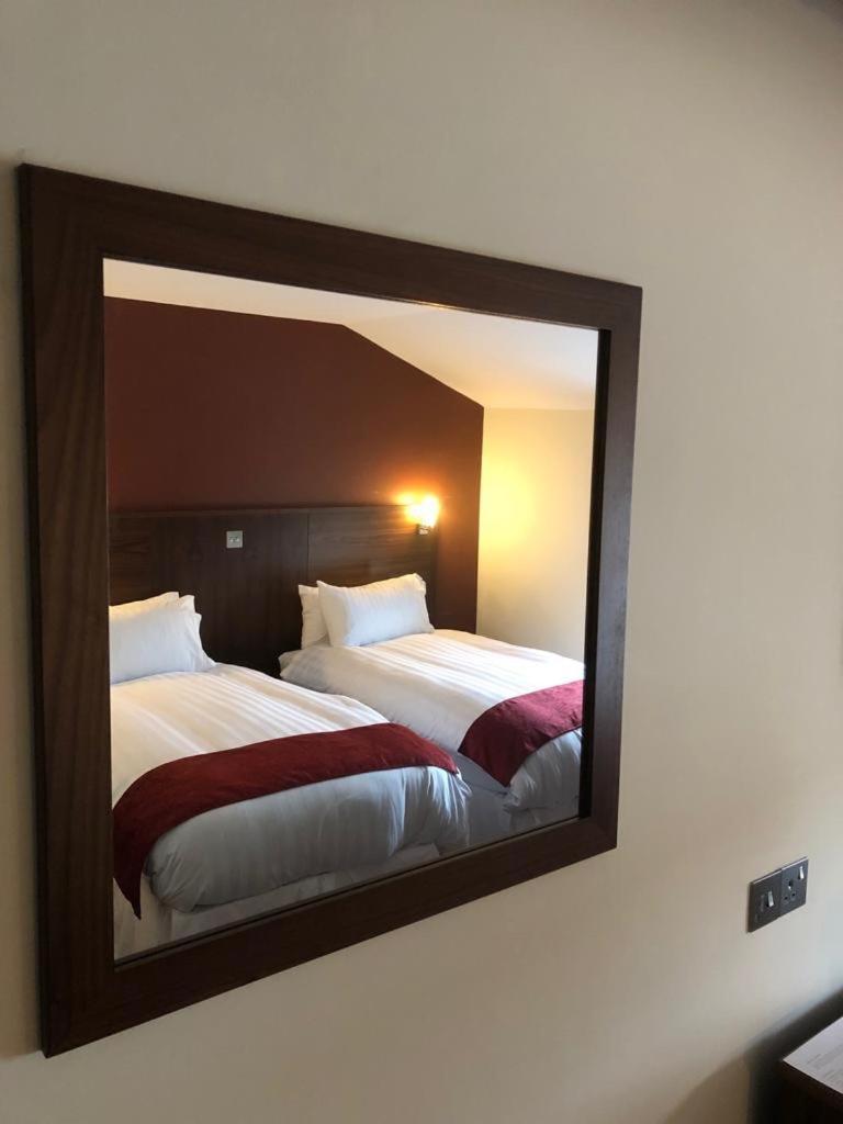 New Scone Scone Arms Hotel מראה חיצוני תמונה