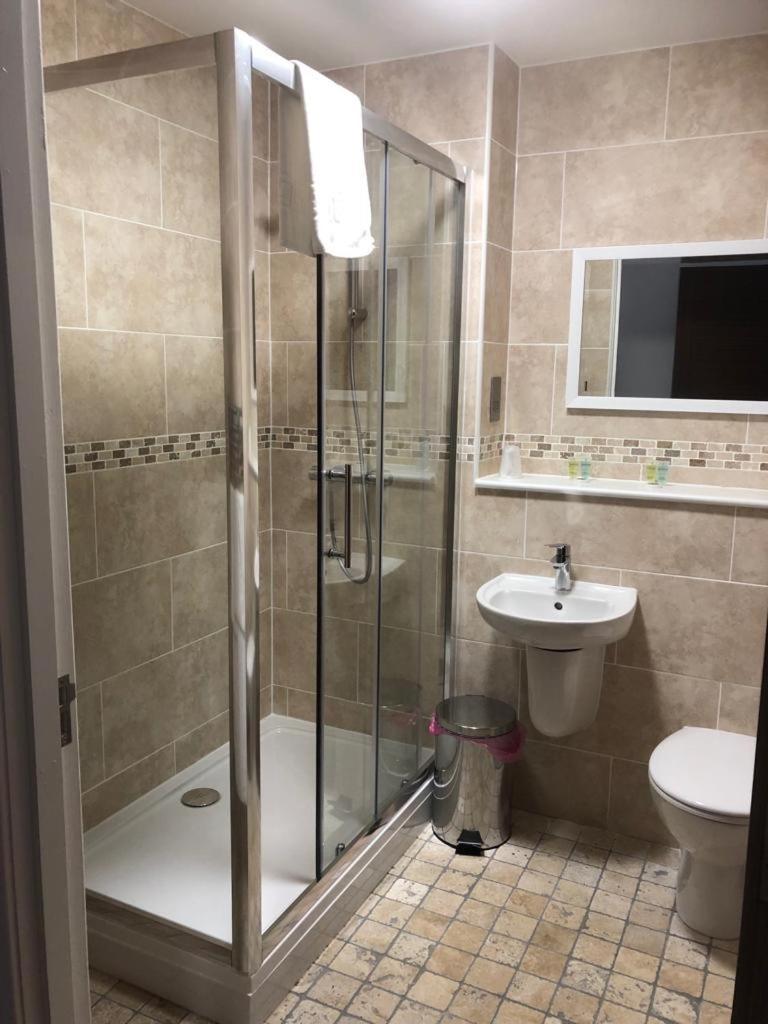 New Scone Scone Arms Hotel מראה חיצוני תמונה